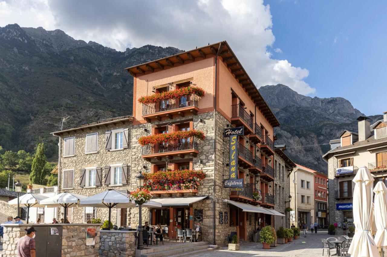 Hotel Solana Benasque Esterno foto