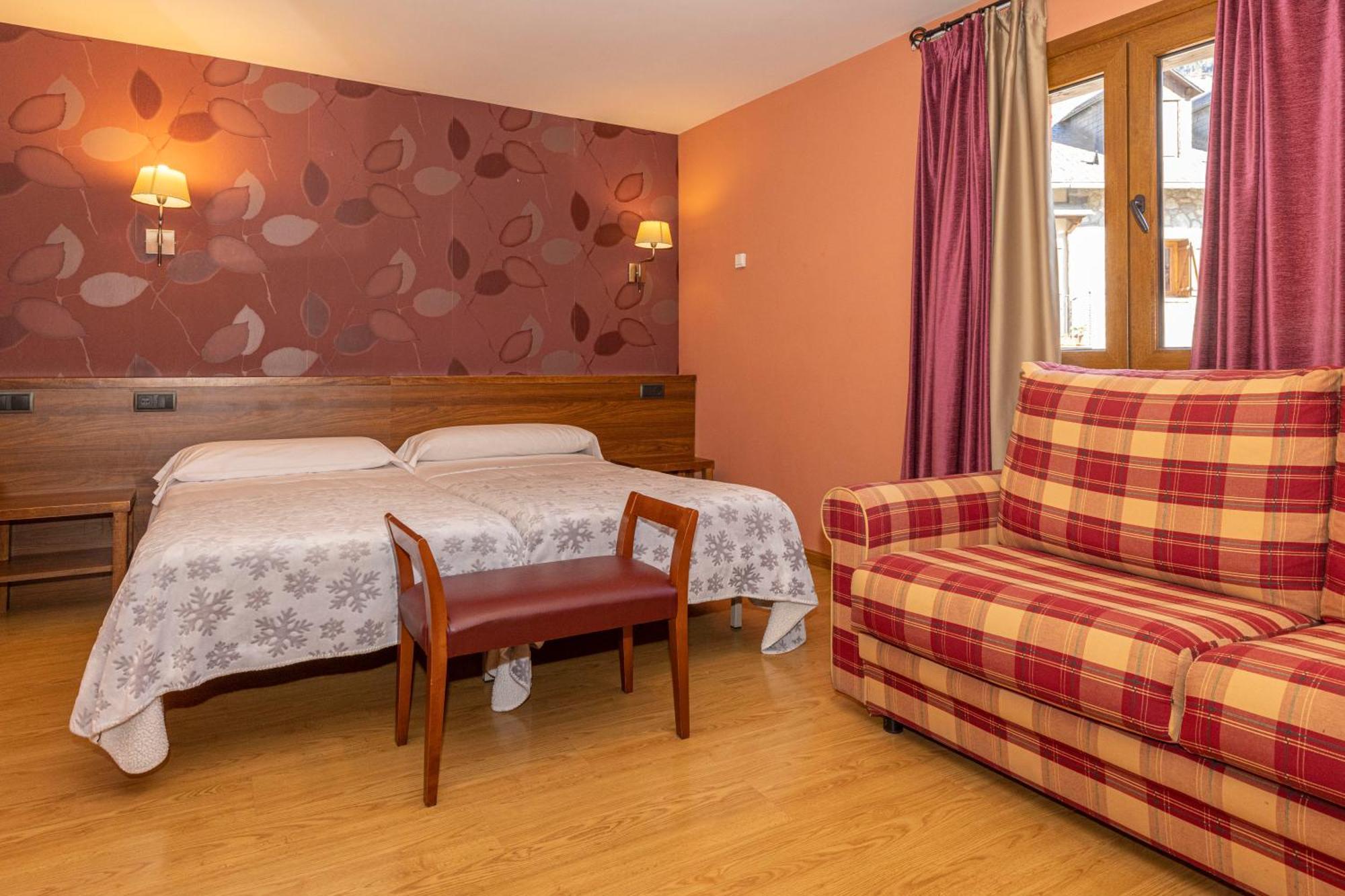 Hotel Solana Benasque Esterno foto